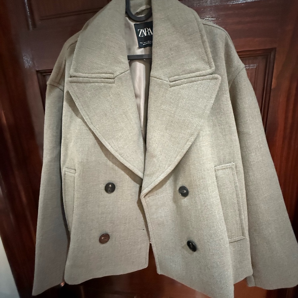 Zara Women’s Beige Pea Coat
